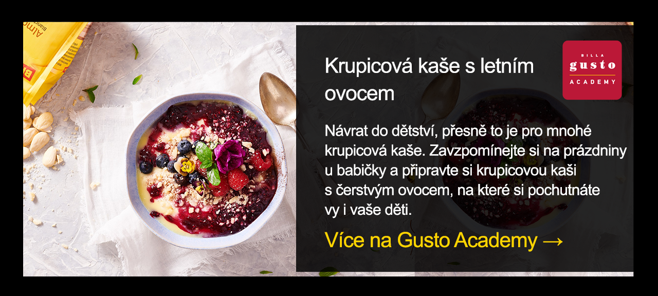 Krupicová kaše s letním ovocem
